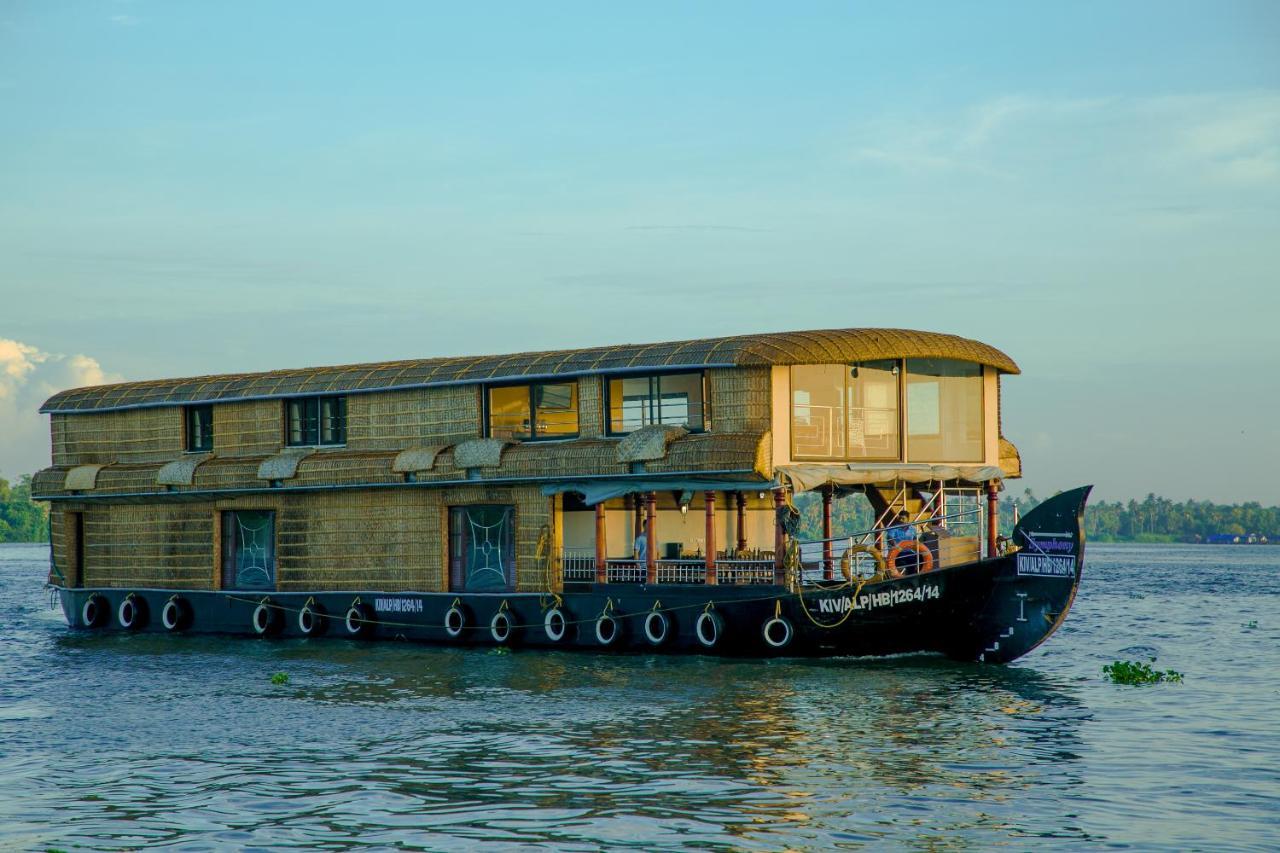 Harmony Houseboats Hotel Alappuzha Exterior photo