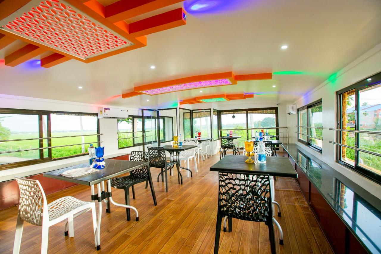 Harmony Houseboats Hotel Alappuzha Exterior photo