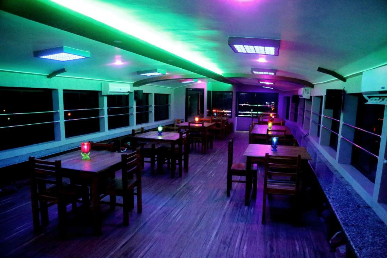 Harmony Houseboats Hotel Alappuzha Exterior photo